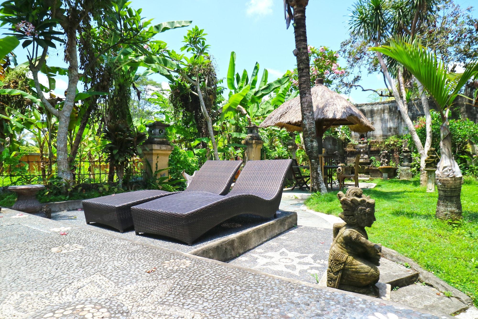 Ubud Kerta City Hotel Exterior foto