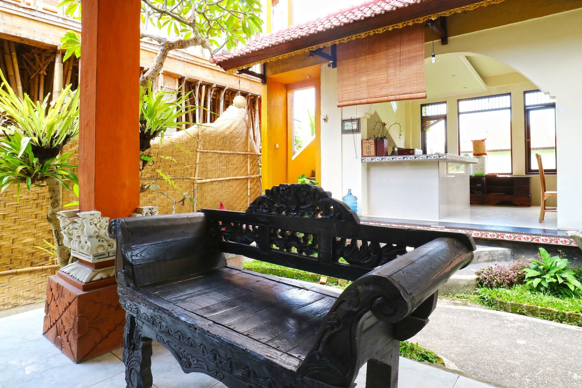 Ubud Kerta City Hotel Exterior foto